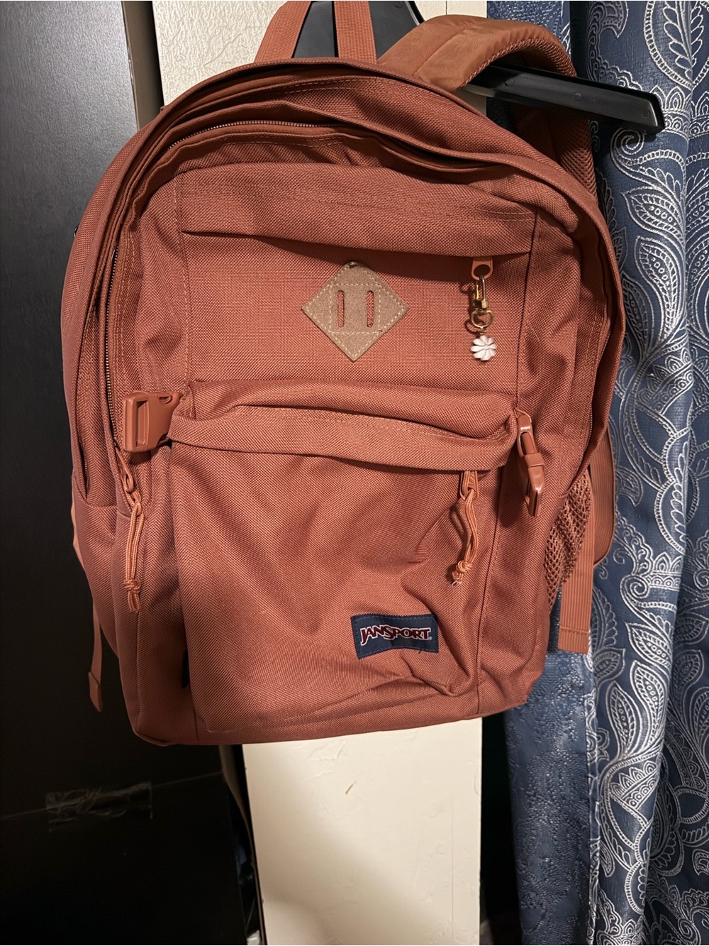 JanSport Main Campus FX Backpack – 15-Inch Laptop Bag, Leather Trim, Basic Brown